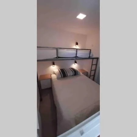 Appt Centre Port Calme Balcon Piscine * Agde
